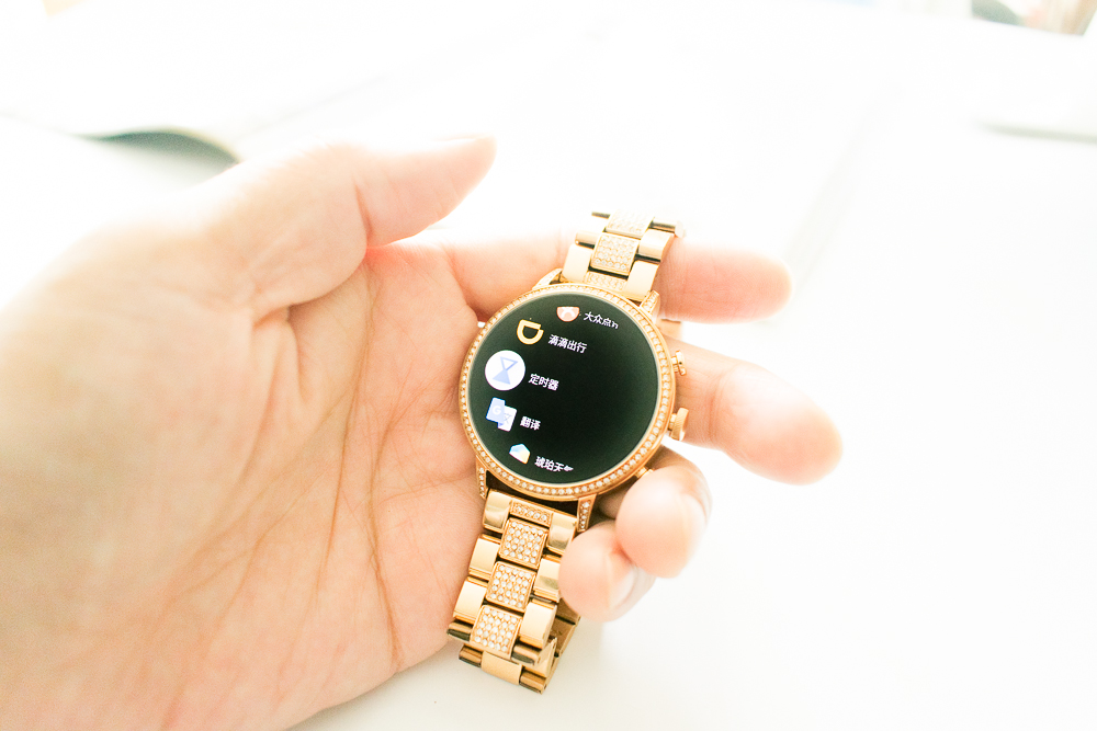 戴fossil手表,fossil智能腕表