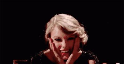 听说爱笑的女孩子法令纹都会很深,爱笑的女孩子法令纹都特别明显