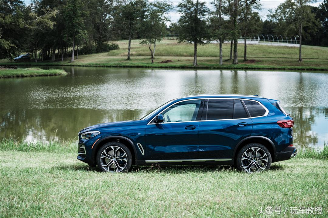 宝马x5和奔驰gle内饰对比,吐槽新款宝马