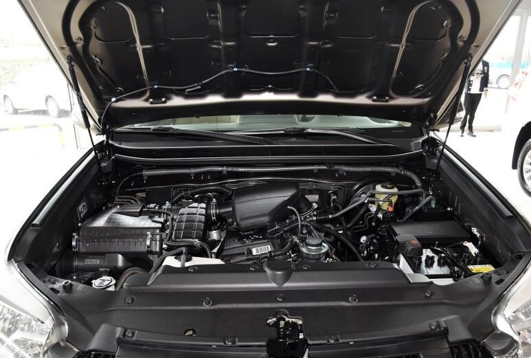 12年的5系还值多少钱,12年5系和12年a6怎么选