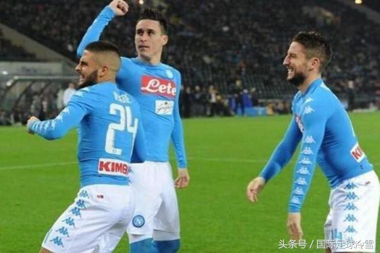 ac米兰范巴斯滕三剑客,ac米兰博阿滕肩部受伤