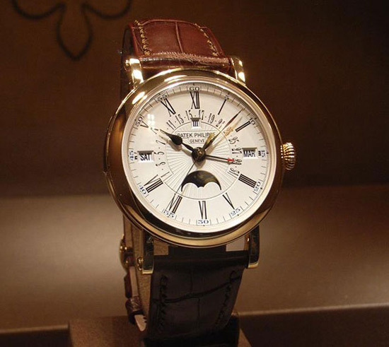 世界顶级话筒十大品牌,世界顶级斧头十大品牌