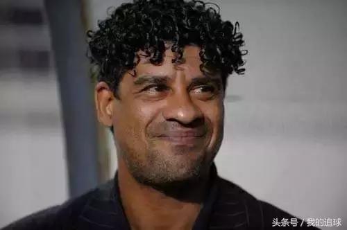 天鹅不留影，三剑永流传！