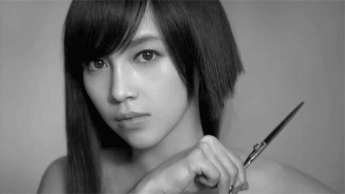 分手后应该删前任微信吗,分手后千万别删前任