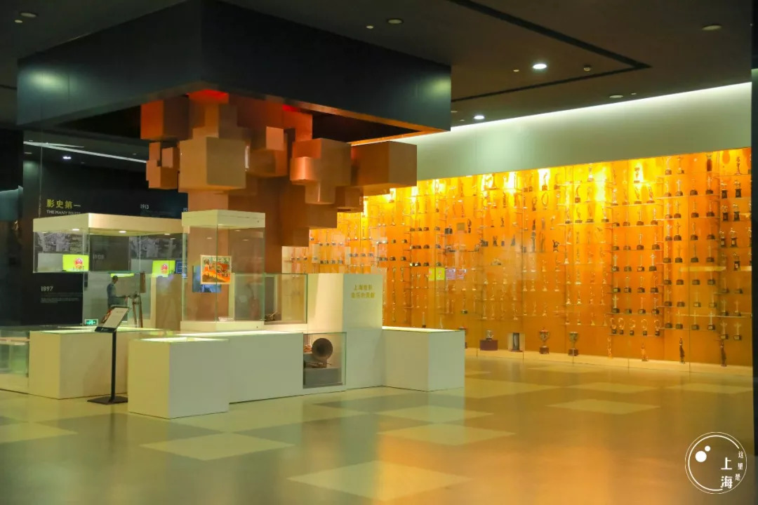 上海徐家汇有必要逛吗,上海人逛的商圈