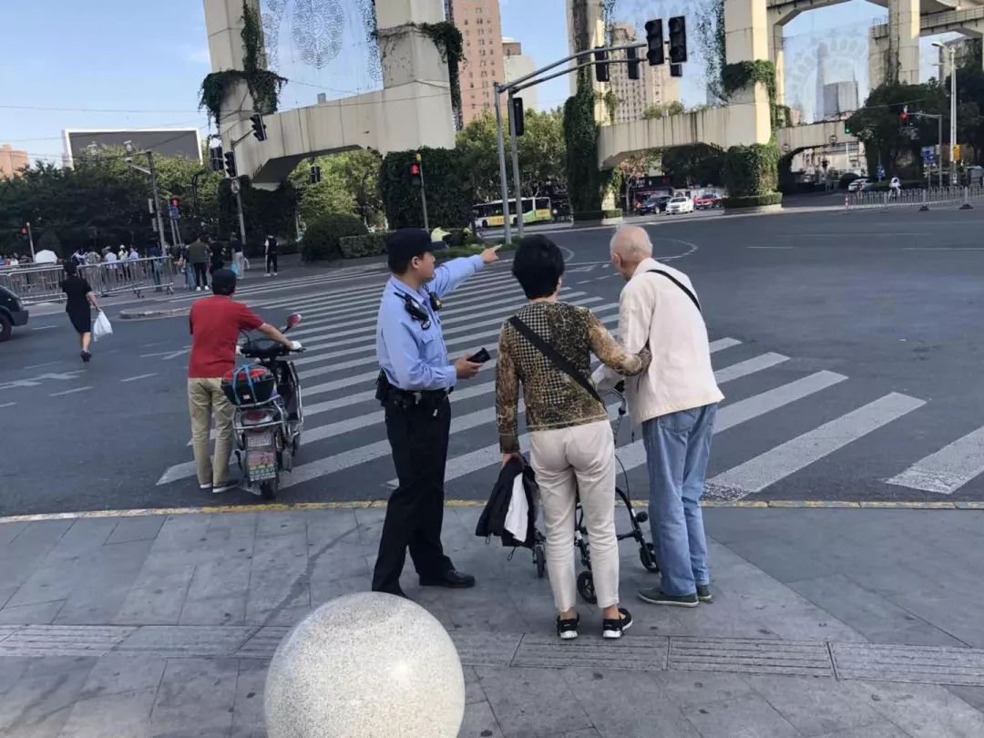 迎国庆为祖国母亲庆生,国庆我在岗用坚守致敬祖国