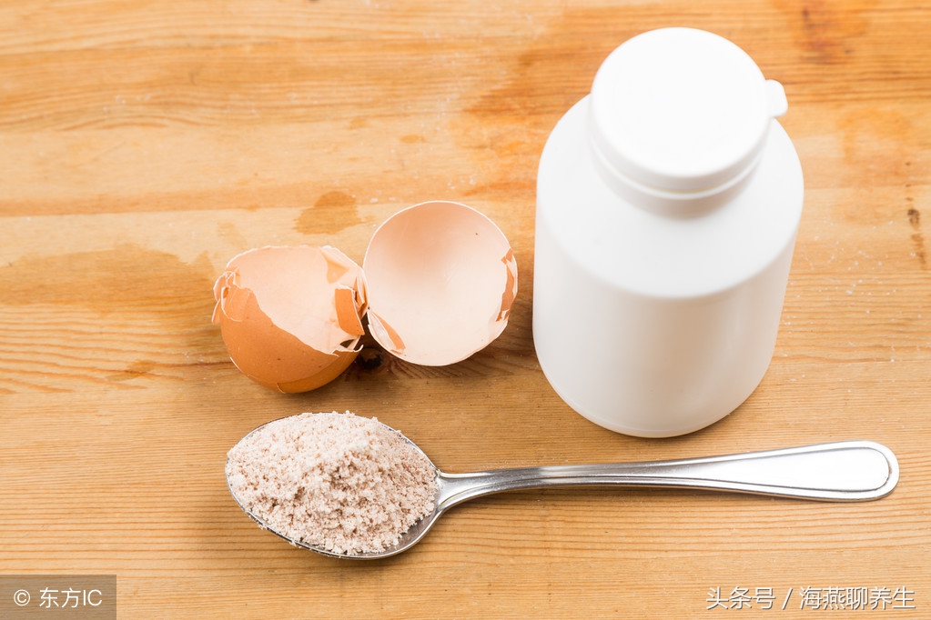 女性月经期间下腹胀痛，头痛腰酸甚至量不正常，这是什么回事？