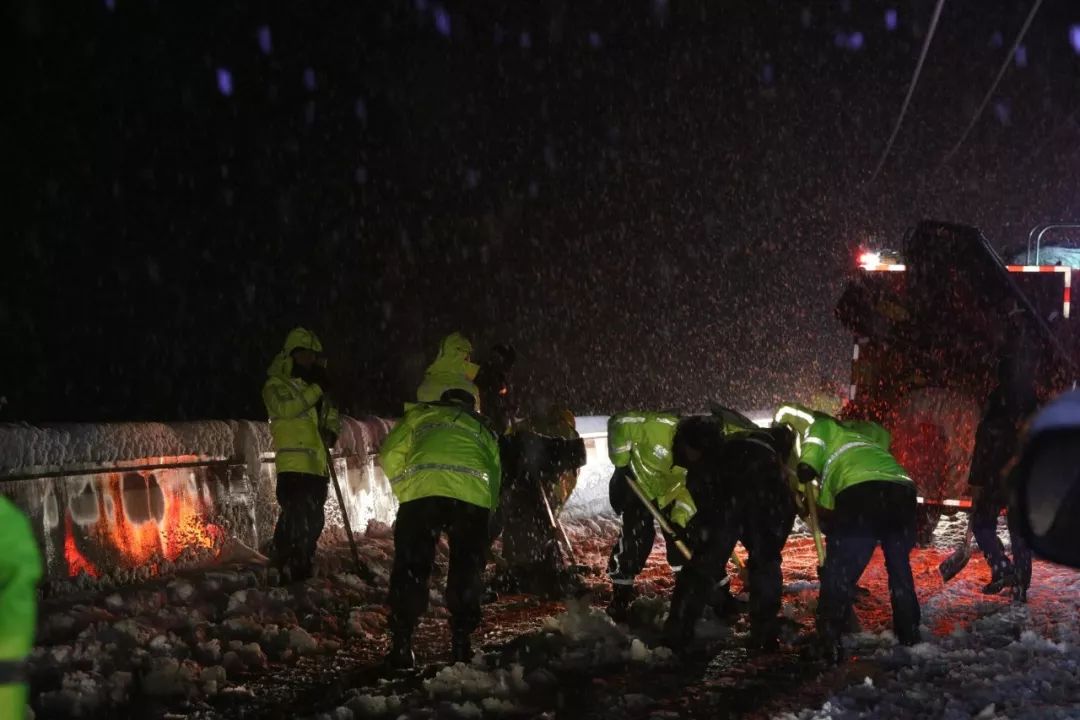 去稻城有没有不翻折多山的路,去稻城先过康定还是折多山