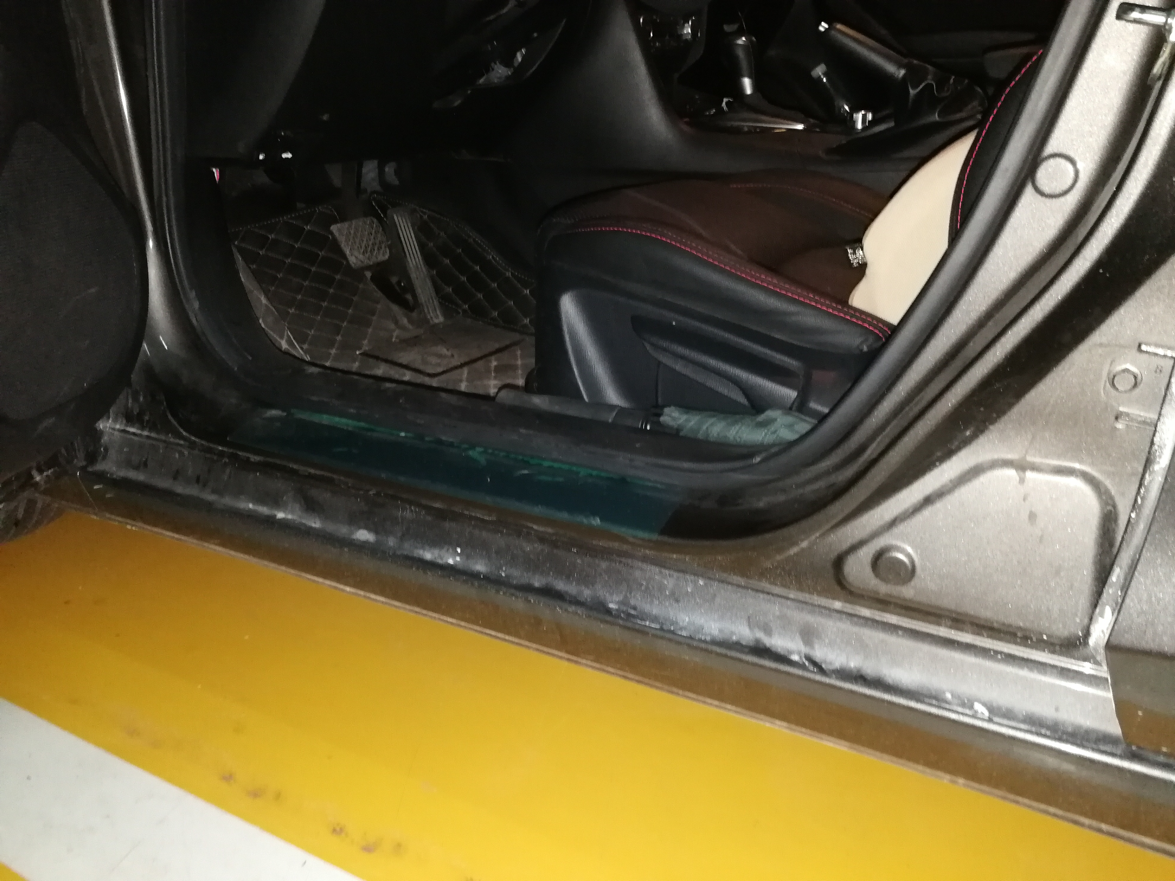 顺藤摸瓜找疑点打三个数字,顺藤摸瓜查线索