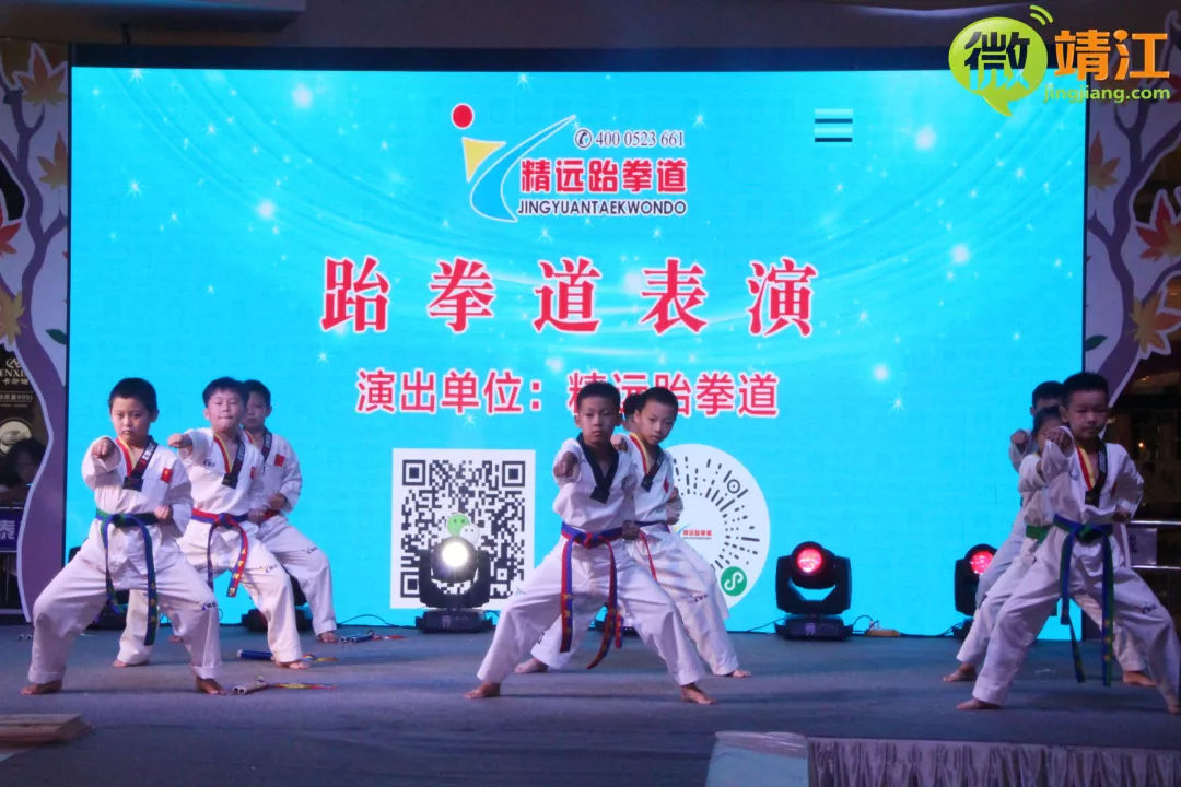 微靖江：这里发生了什么？竟引来近千名靖江人围观！还各种拍照