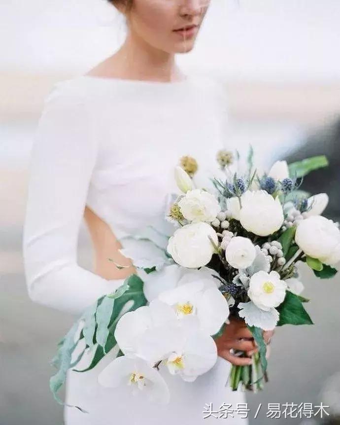 复古手捧花的最佳搭配,手捧花最佳搭配图片