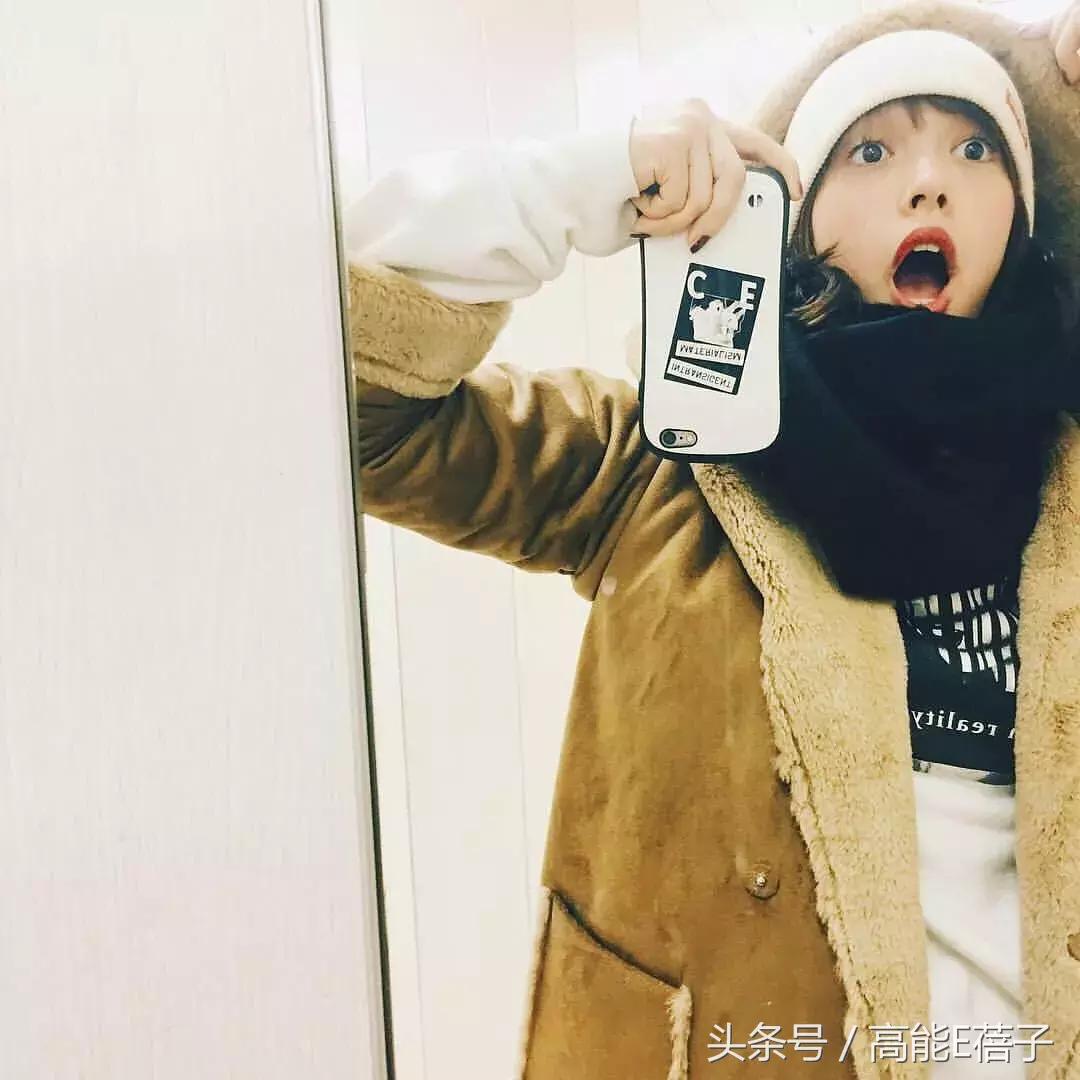 拍照pose技巧和方法,女生拍照剪刀手pose