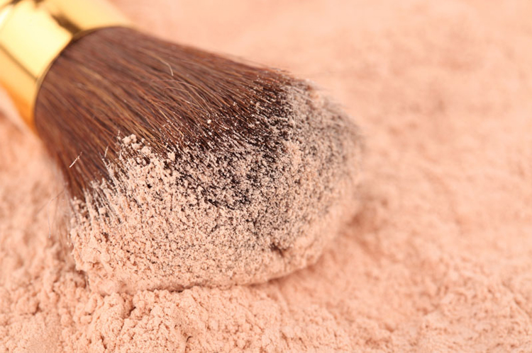 粉饼哪款好不油腻,正确使用粉饼