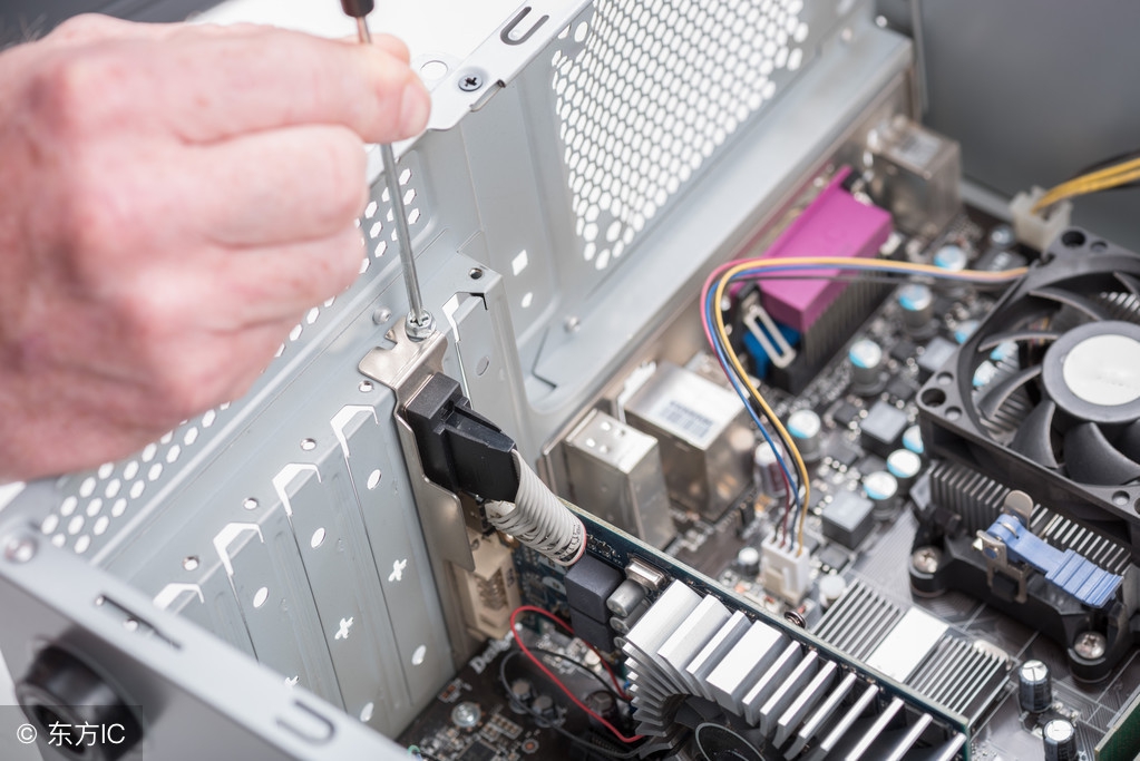 电脑开机进不去系统且有报警声,惠普电脑开机报警响5声什么问题