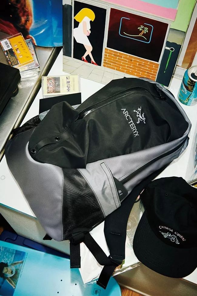 arcteryx被谁收购,arcteryx值得购买吗