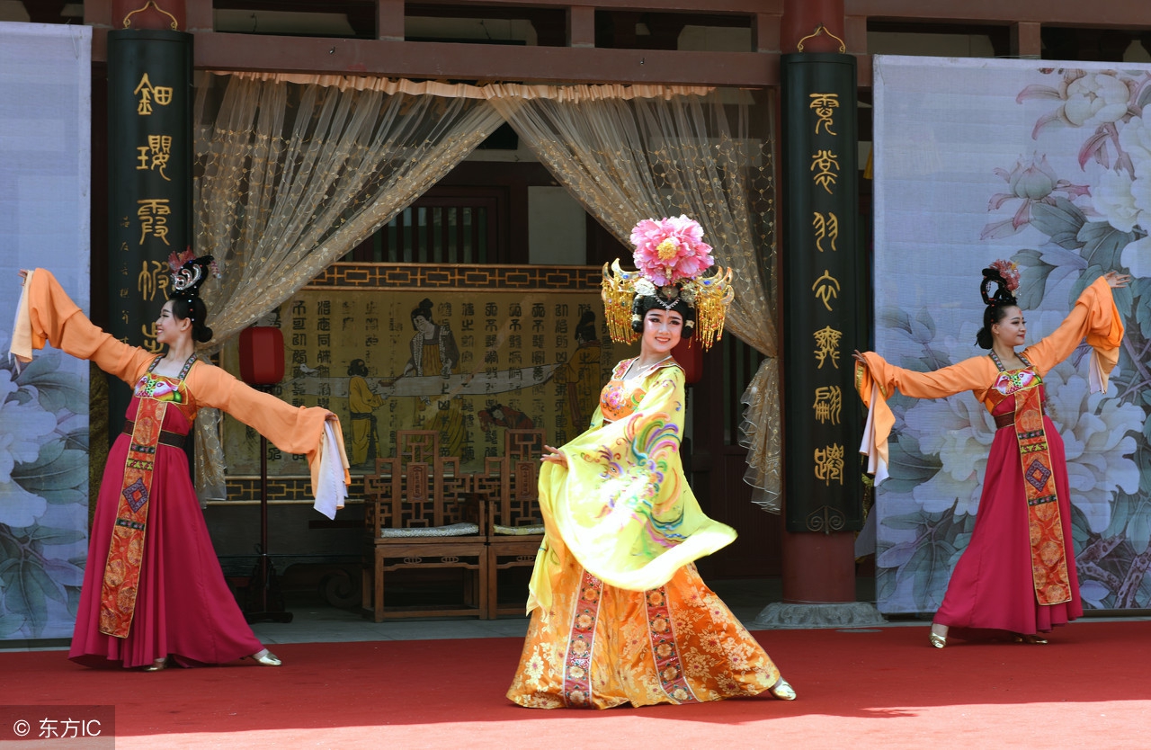 杨贵妃为唐朝做了何等贡献,杨贵妃独得皇帝恩宠