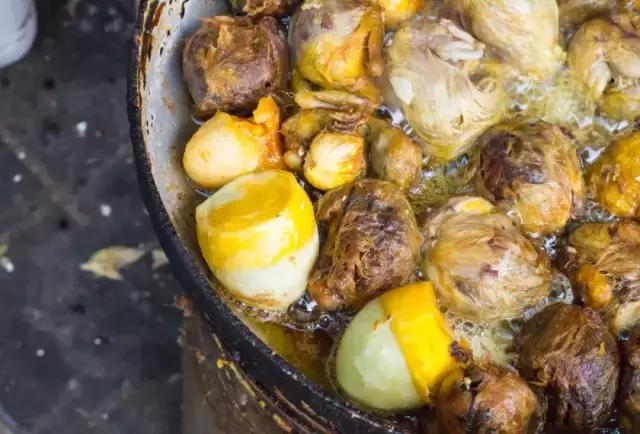 经典传奇南京街头,南京路边摊美味