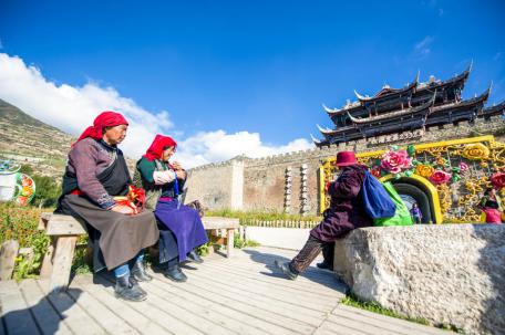 四川松潘古城雪后犹如童话世界,四姑娘山松潘古城