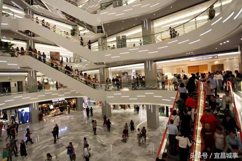 揽客80万人次，销售1.8亿元新国贸十一黄金周刷新多项纪录