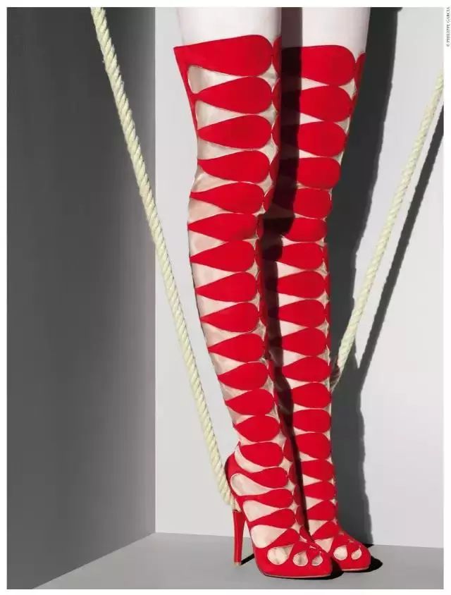 christian louboutin中文叫什么 (christian louboutin怎么读)