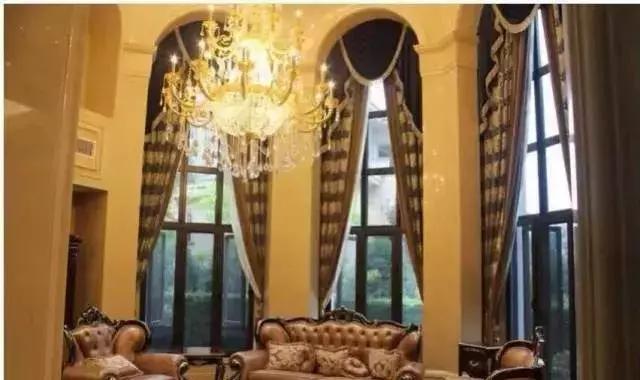 半圆弧窗幔窗帘效果图,别墅窗纱幔头效果图