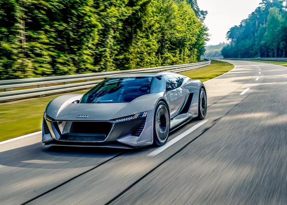 奥迪e-tron功能与技巧,奥迪e-tron无边框