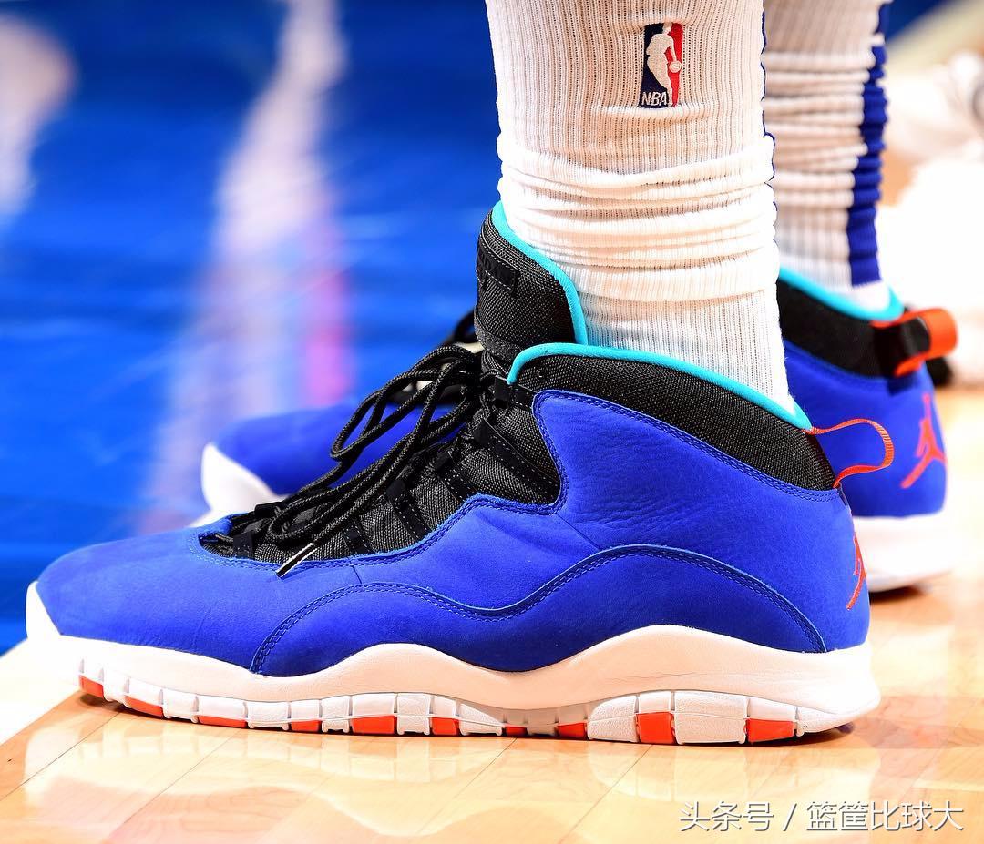 月球漫步者致敬迈克尔-杰克逊！10月9日NBA球鞋赏析