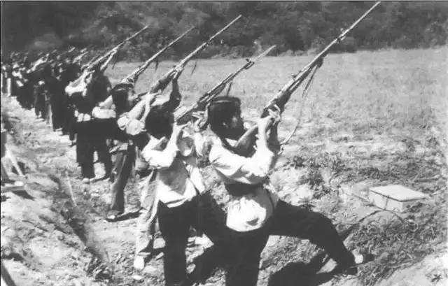 步枪打下飞机违法吗,步枪打下飞机的危害