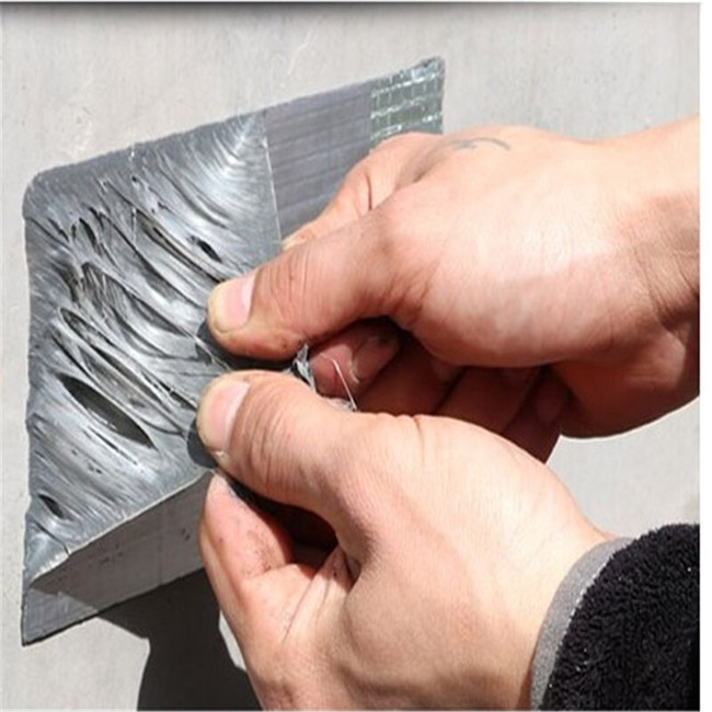 鞋底断裂用什么胶粘最好,鞋底裂了要扔掉吗