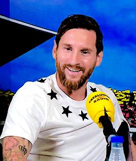 22分钟欣赏球王梅西超长盘带集锦,这就是球王梅西的21大经典过人