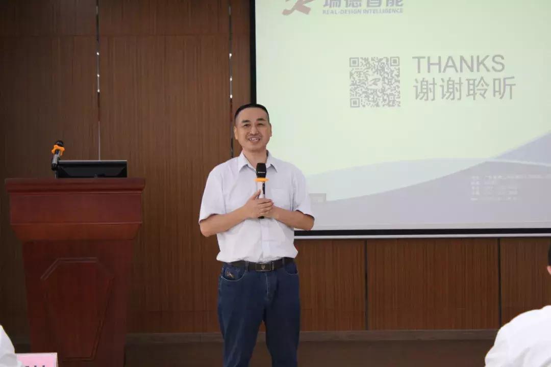 鍏勫紵鎼烘墜骞惰偐鍏卞垱杈夌厡,鐟炲痉绮惧伐