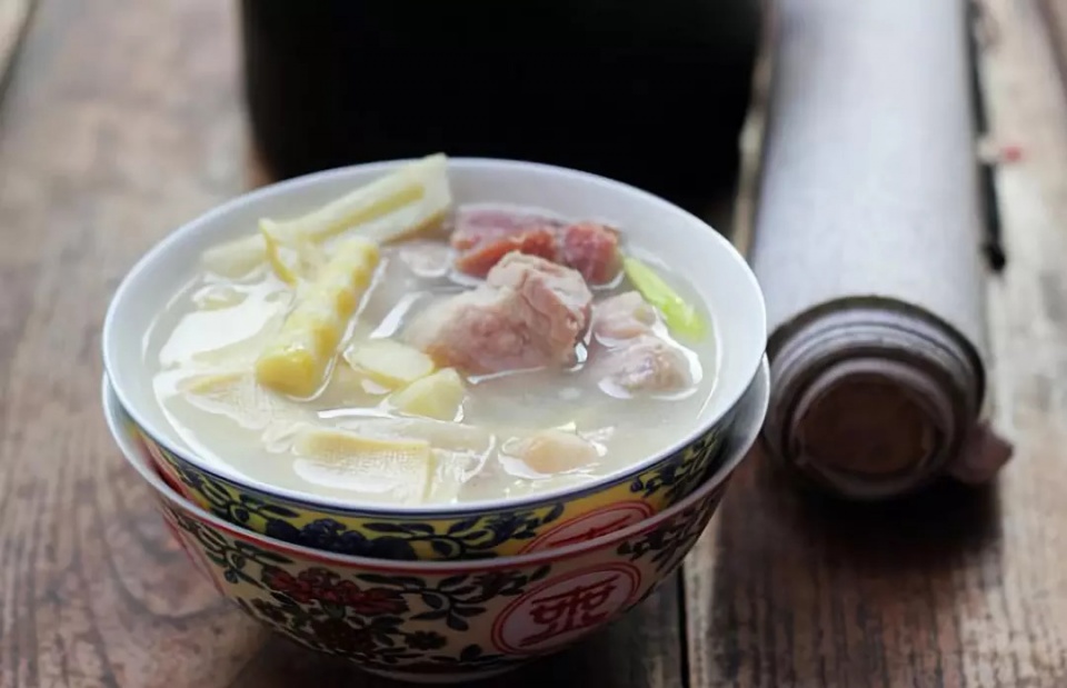 古镇旅游美食推荐,去古镇吃好吃的