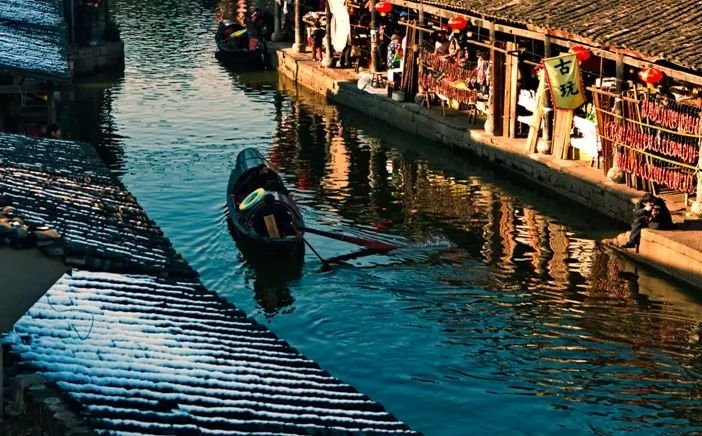 古镇旅游美食推荐,去古镇吃好吃的