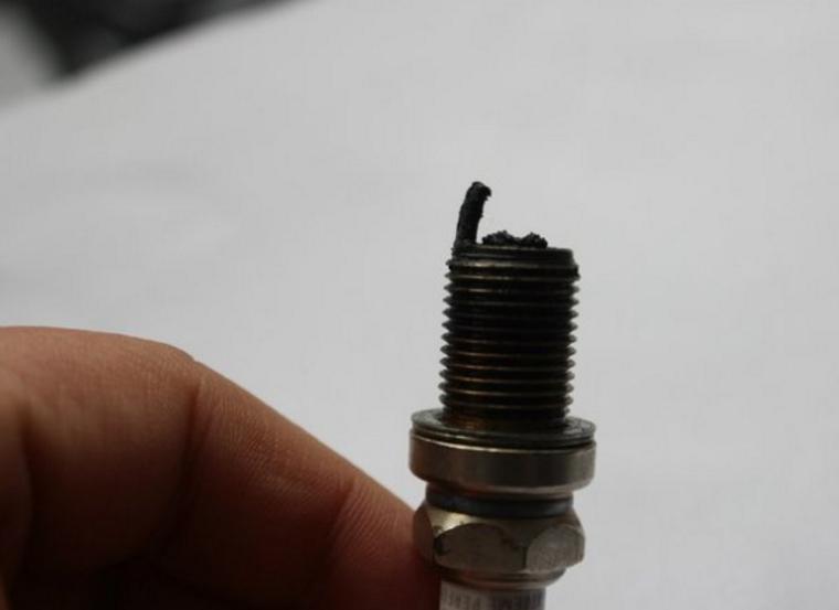 汽车出现暂时怠速不稳是怎么回事,汽车抖动怠速不稳是什么问题