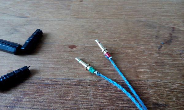 胡桃木耳罩，制作平衡耳机线材，左右声道地线分离效果显著