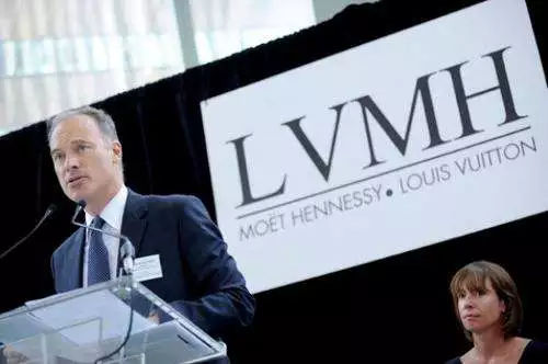 优衣库最新联名衫,优衣库2019联名款t恤