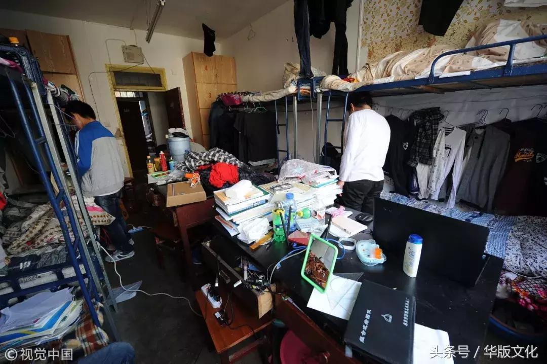 把大学的美好想得理所当然的新生，正被大学宿舍“毁掉”！