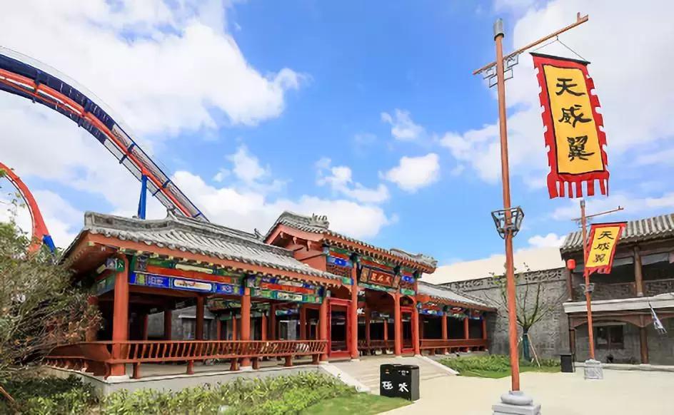 鍗庤皧鍏勫紵鐢靛奖涓栫晫澶滃満鏀荤暐涓,鑻忓窞鍗庤皧鍏勫紵鐢靛奖涓栫晫鏀荤暐涓嬬瘒