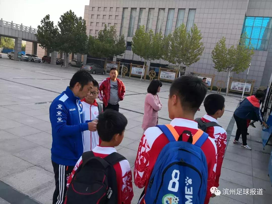 省运会预赛季军：滨州（男子甲组）足球队昨天出征省运会决赛