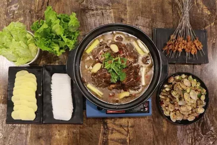 周末全家进山休闲玩嗨,全家出游赏花