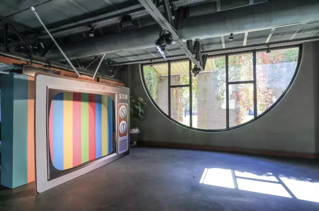 当了导演的叶谦，果然让19SS美得大不一样了！