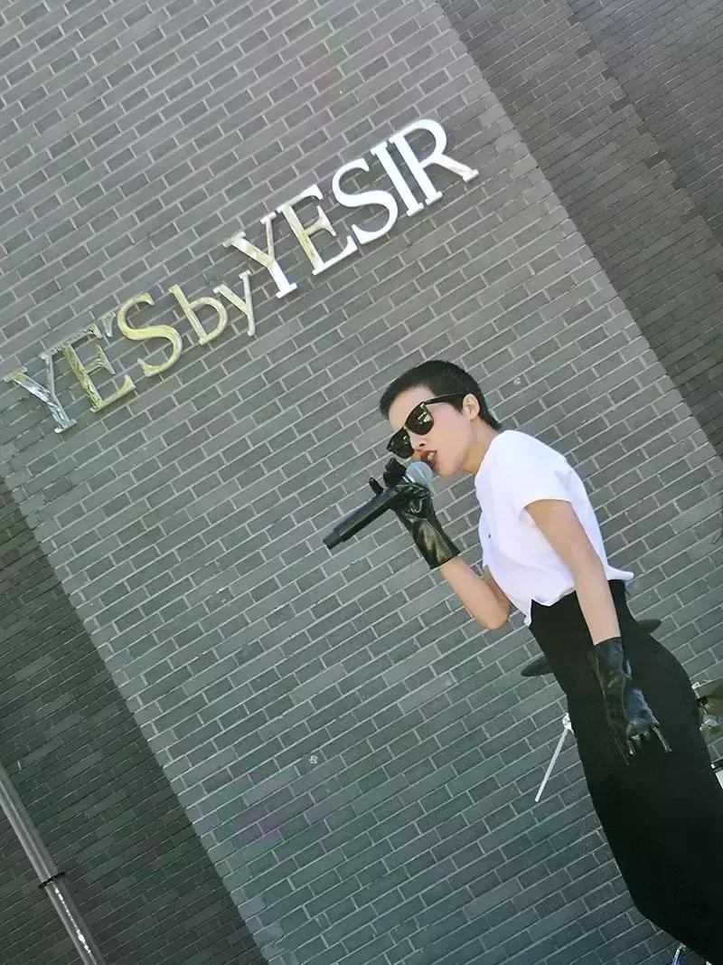 当了导演的叶谦，果然让19SS美得大不一样了！