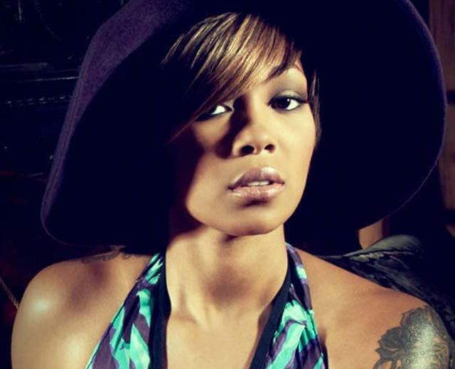 最好听的歌曲夜深人静更想你,夜深人静一首好听的歌与大家分享