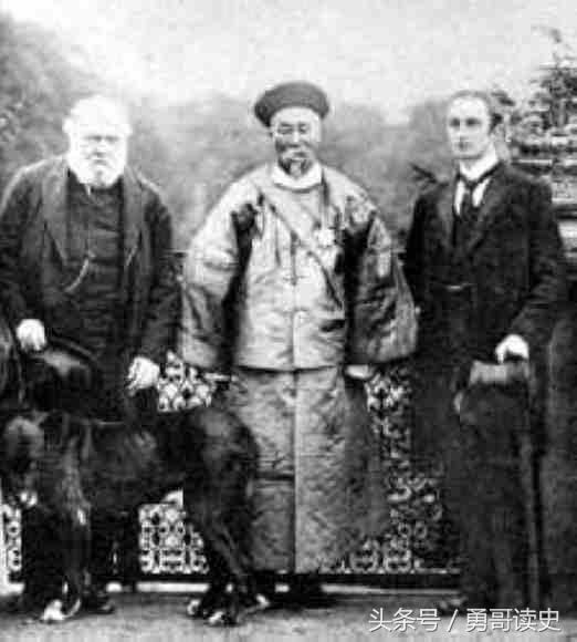 李鸿章去德国买武器6000门大炮,李鸿章收到德国礼物