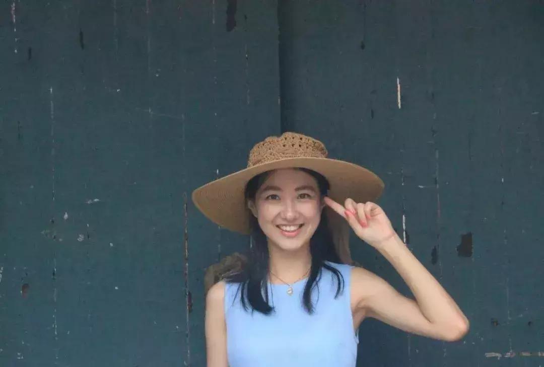 温州美女自办故事会，累积*放播**量达9万，有人听她的声音才能入睡