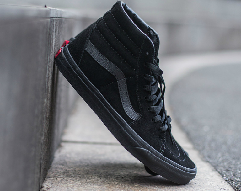 小黑鞋小白鞋名牌,小黑鞋超好看