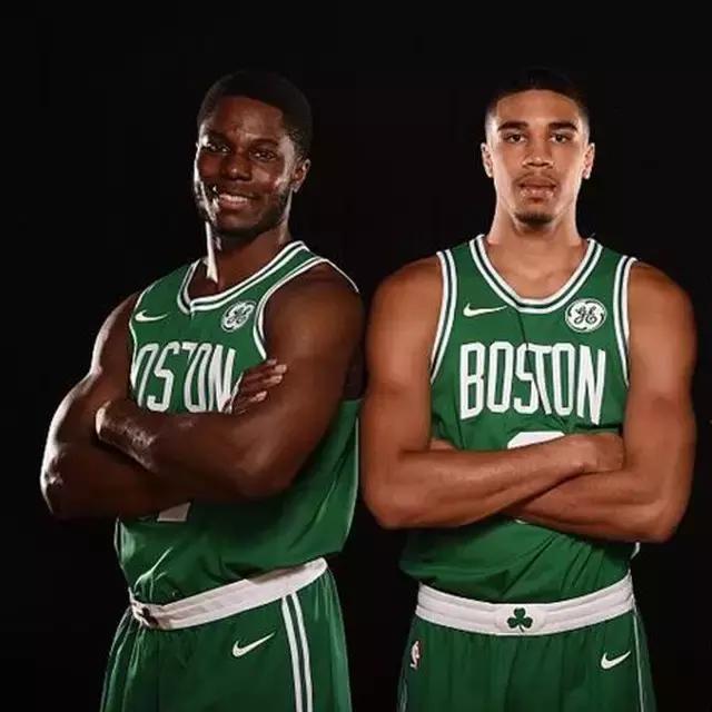 nba季后赛各球队宣传海报,nba各球队胸前广告