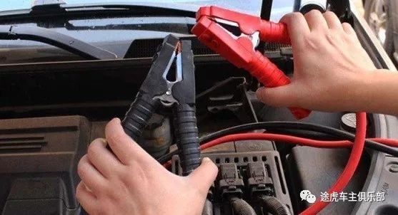 天冷电瓶就不行了什么原因,天冷电瓶亏电怎样解决