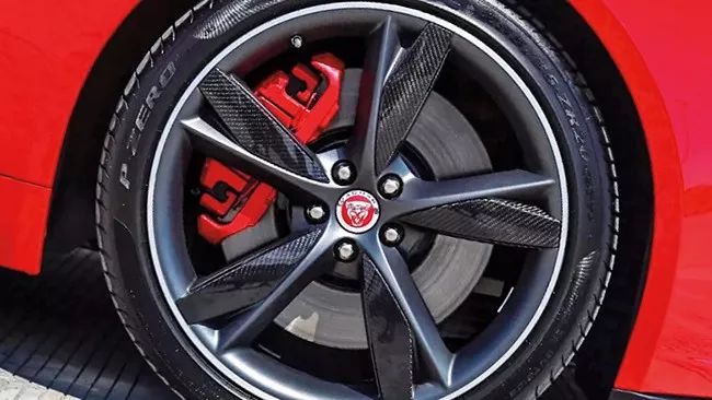 全新捷豹f-type实拍评测,优雅的英伦跑车捷豹ftype了解一下