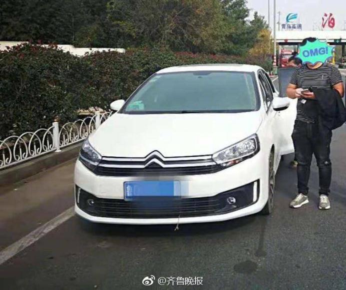 眉有办法!发际线男孩小吴祝福赵丽颖结婚,曾表示理想型是赵丽颖